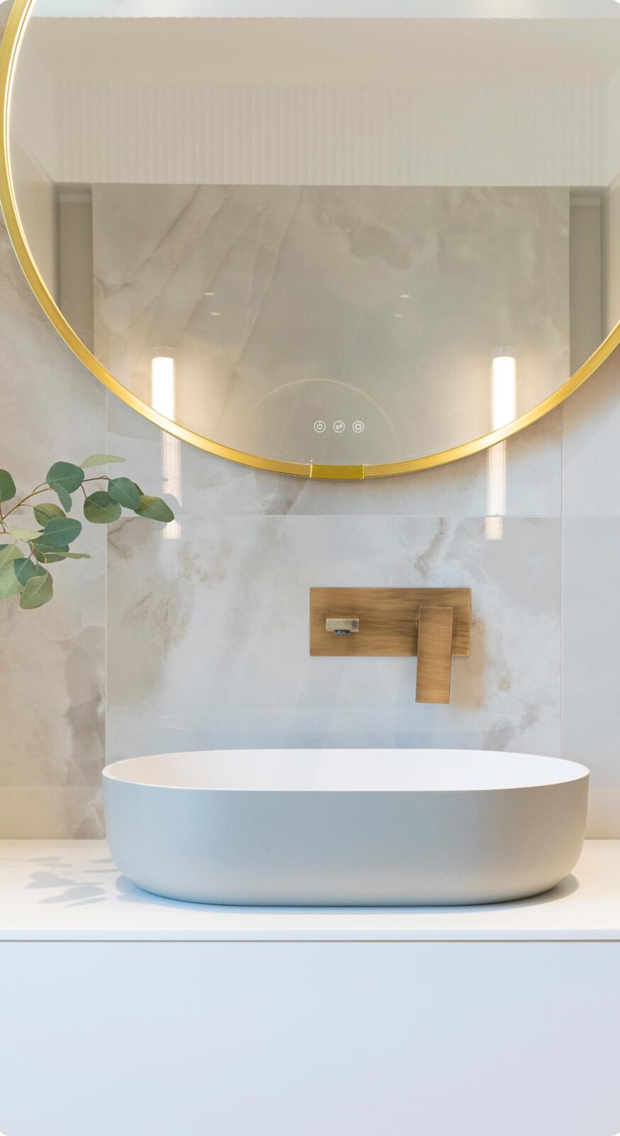 Kiikri tänav,Gamma 160,Xonyx™ kivivann,solid surface vann,Neo-seeria valamu,Balteco vannituba,minimalistlik vannituba,modernne vannituba,rahulik värvipalett,pastelne palett,kuldsed detailid vannitoas,matt viimistlus,skulpturaalne vann,põhjamaine esteetika,elegantne vannituba,funktsionaalne planeering,Eesti interjöör,disainvann,spa-tunne kodus,vannitoa inspiratsioon