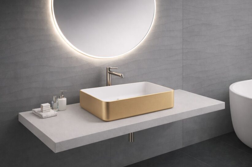 Neo Q seeria kandilise vormiga valamu kuldse viimistlusega