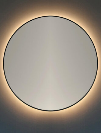 AG seeria peegel,LED-peegel,vannitoapeegel,Balteco peegel,valgusega peegel,modernne disain,energiasäästlik LED,Eesti disain,vannitoa sisustus,Balteco mööbel
