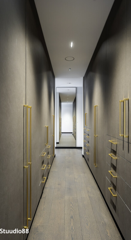 Esik Nõmme männimetsade keskel asuvas eksklusiivses eramus