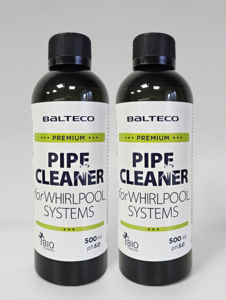 Kaks pudelit Balteco Pipe Cleaner 500 ml puhastusvahendit massaaživannide torustiku puhastamiseks ja desinfitseerimiseks.